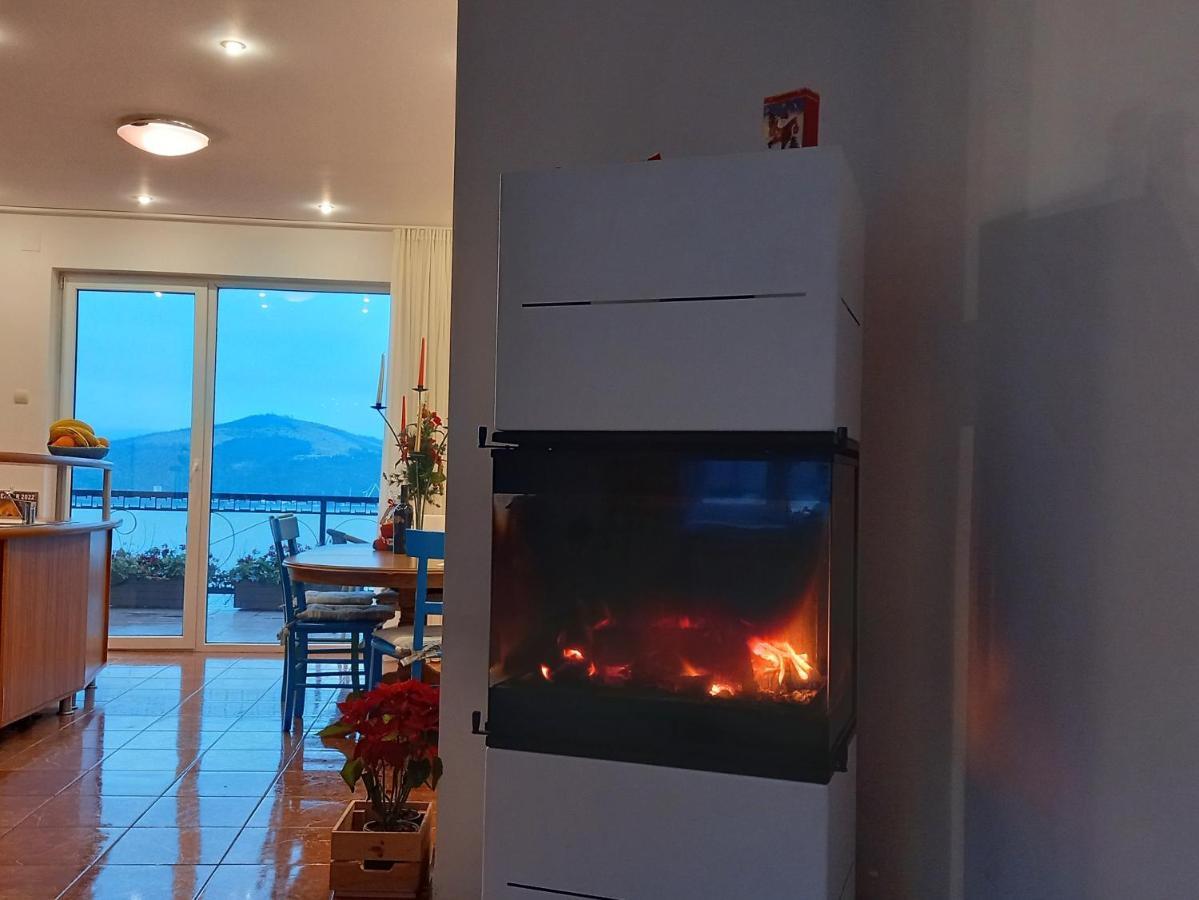 Orşova Casa Lui Marcヴィラ エクステリア 写真